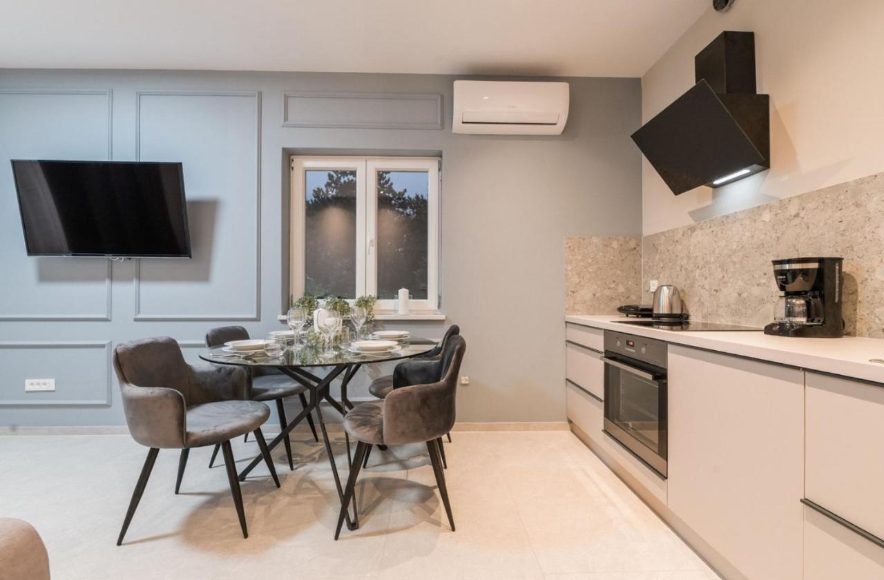Luxury Apartments Villa Lacrima シロ エクステリア 写真