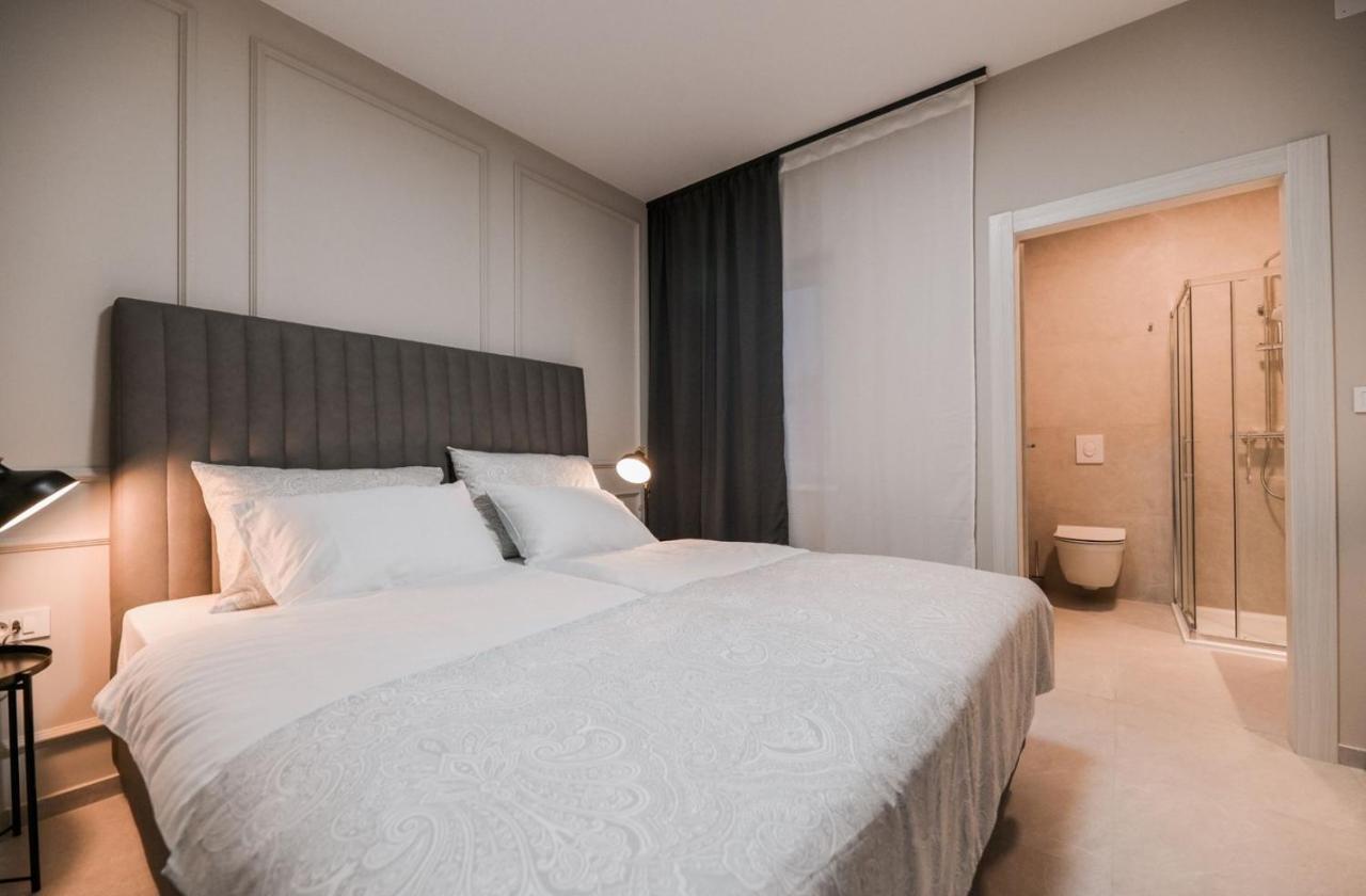 Luxury Apartments Villa Lacrima シロ エクステリア 写真
