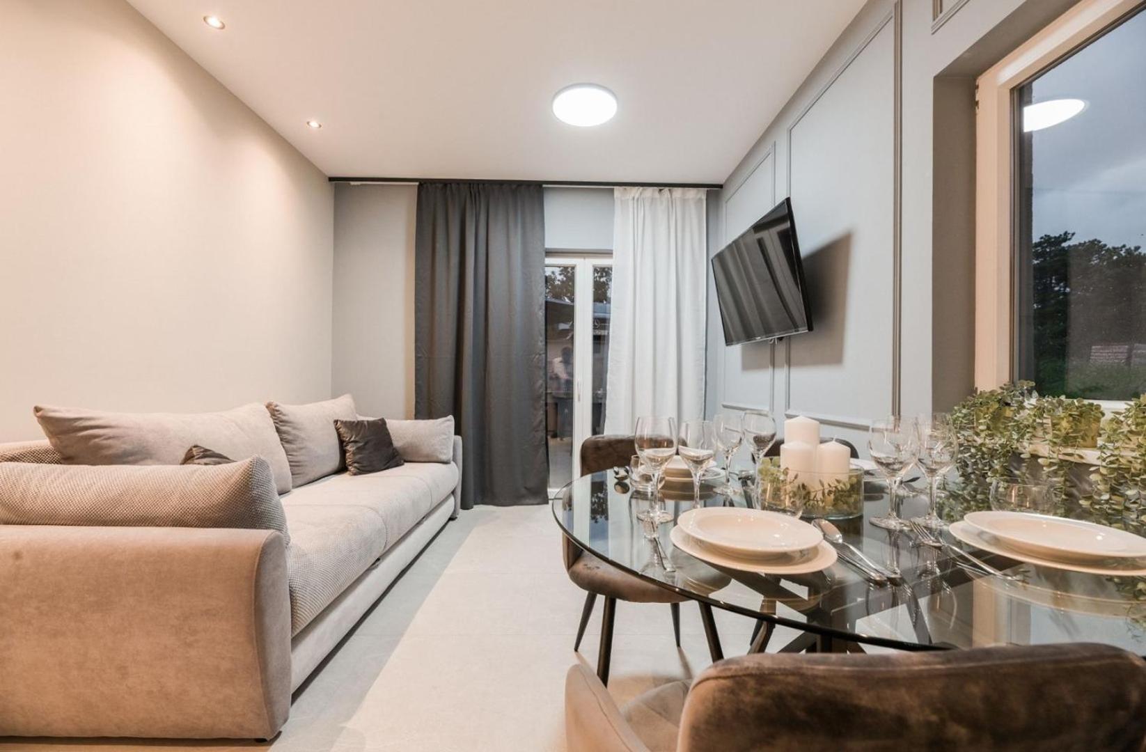 Luxury Apartments Villa Lacrima シロ エクステリア 写真